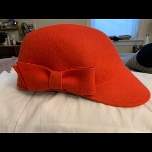 Bronté Red Rider Hat